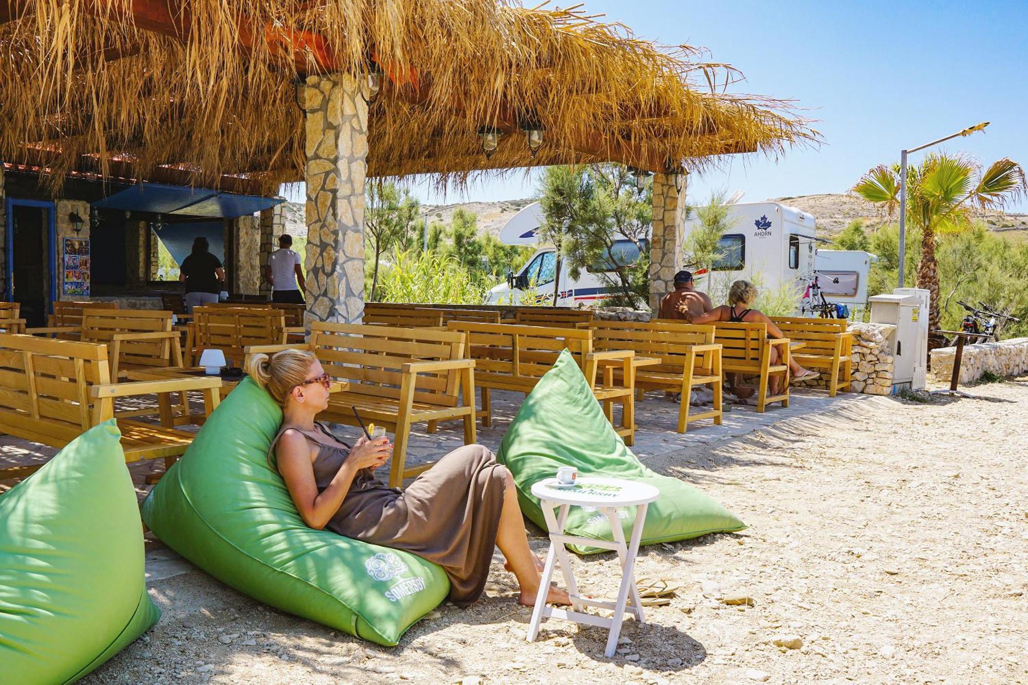 Terra Park Spiritos Ξενοδοχείο Kolan Εξωτερικό φωτογραφία