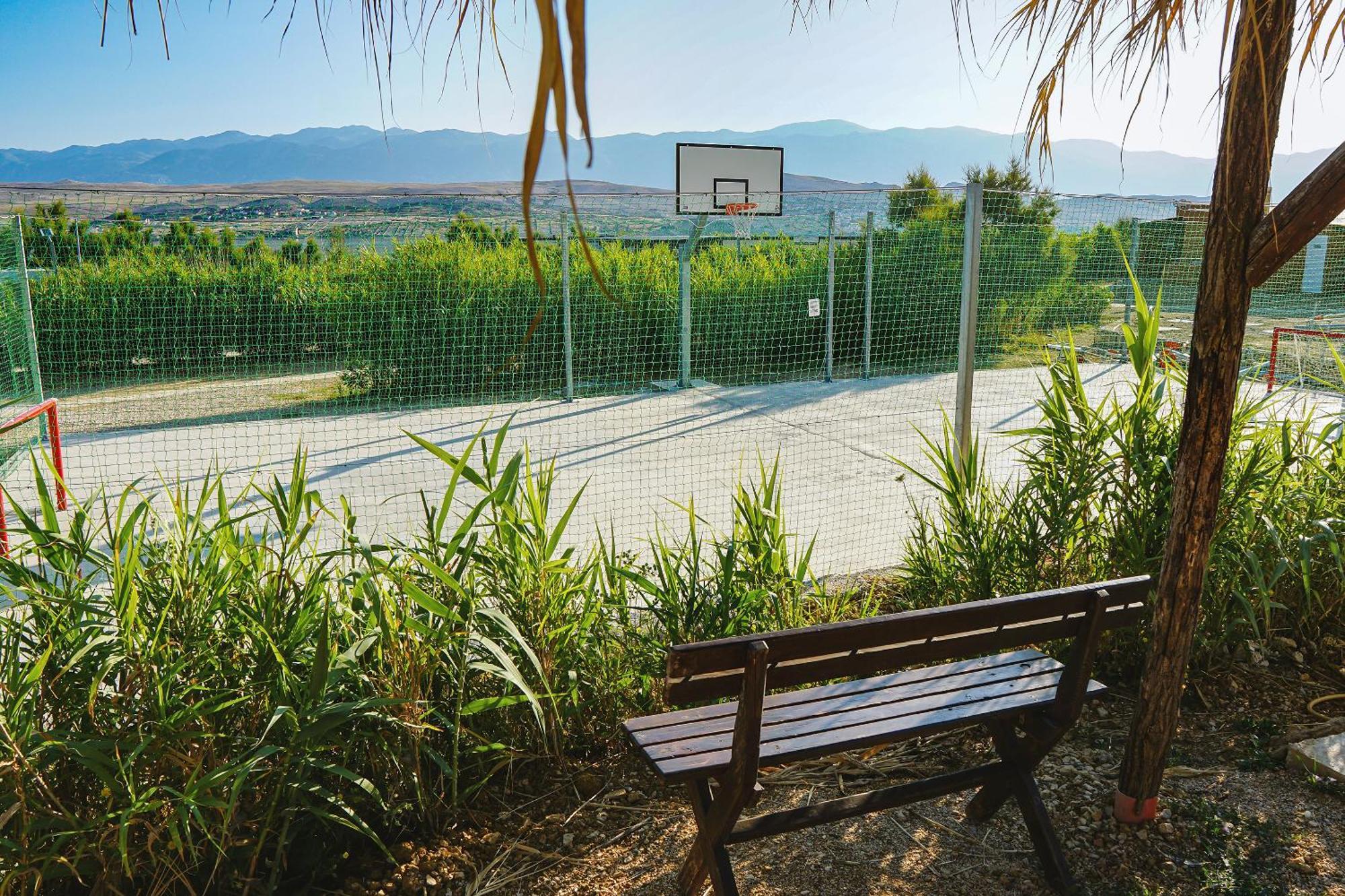 Terra Park Spiritos Ξενοδοχείο Kolan Εξωτερικό φωτογραφία