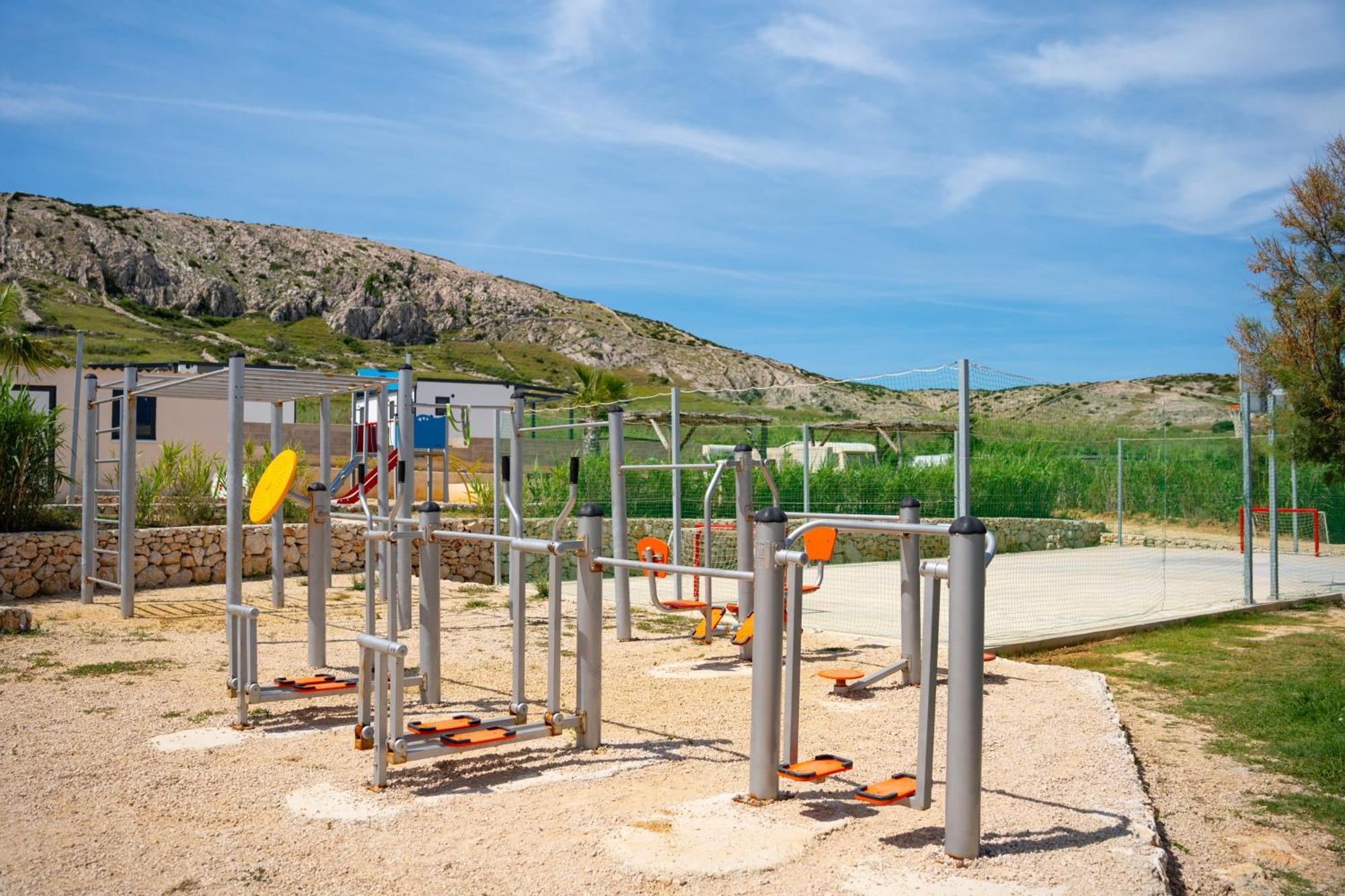 Terra Park Spiritos Ξενοδοχείο Kolan Εξωτερικό φωτογραφία