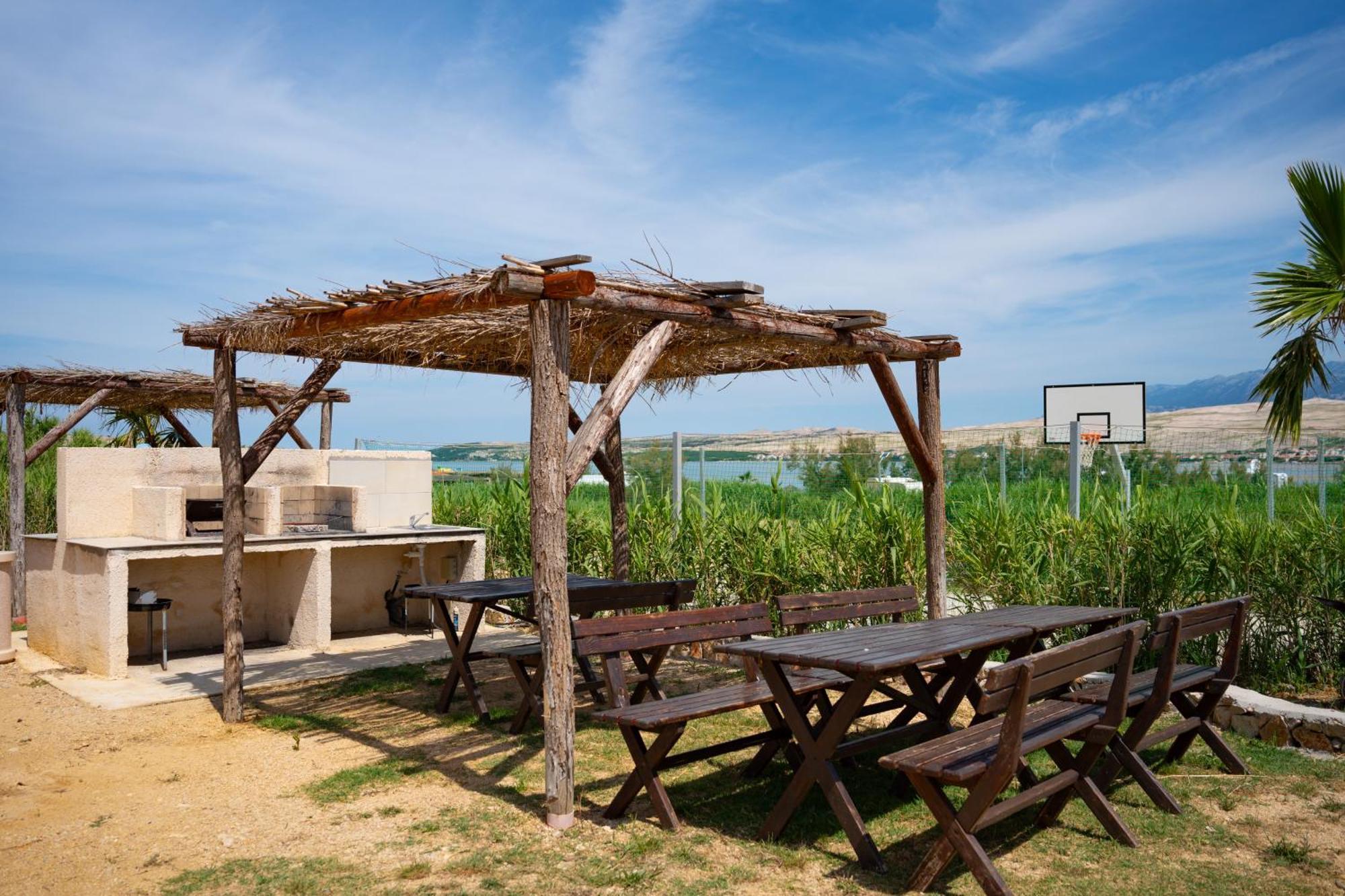 Terra Park Spiritos Ξενοδοχείο Kolan Εξωτερικό φωτογραφία